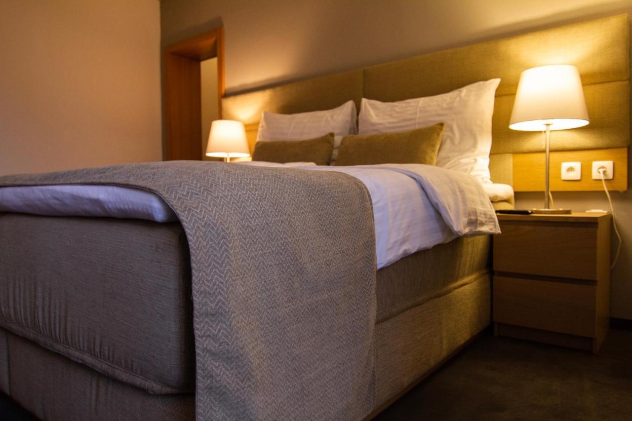 Hotel Marathon 세네츠 외부 사진